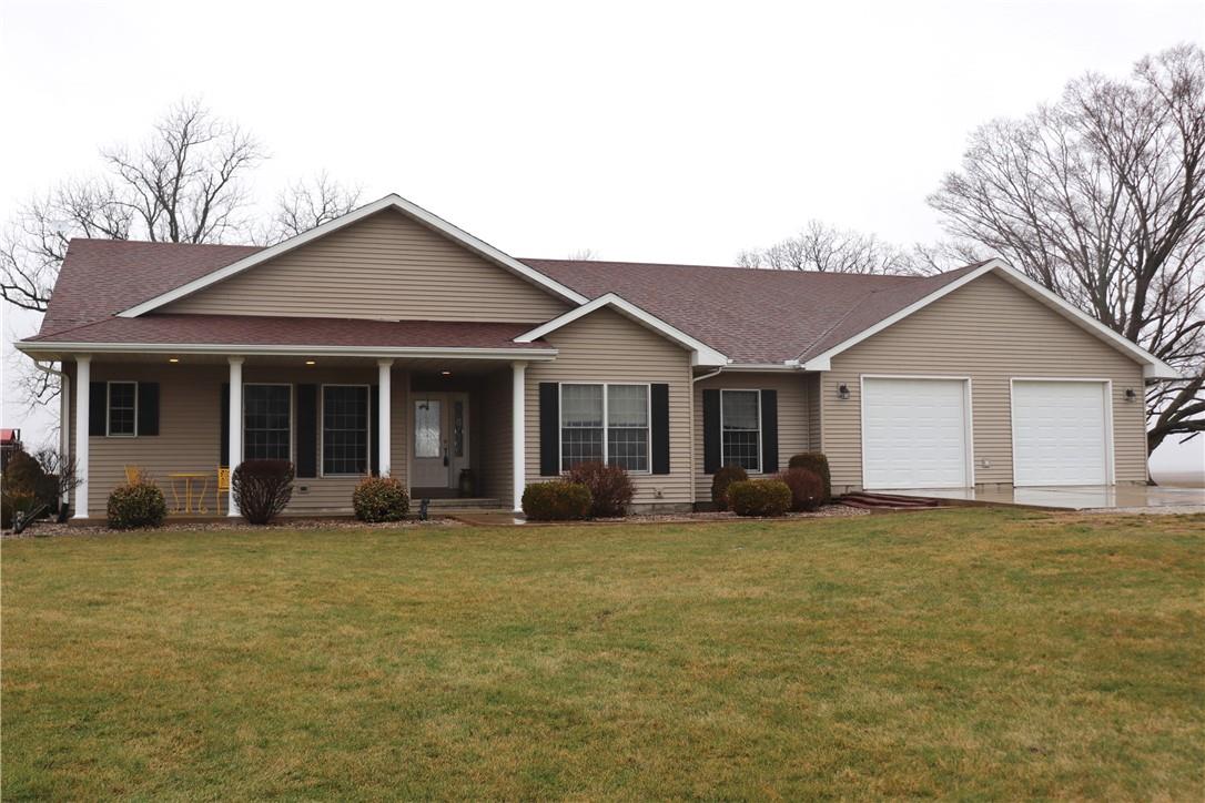 Sold 6270 N 600 East Road, Sidell, IL 61876 4 Beds / 2 Full Baths
