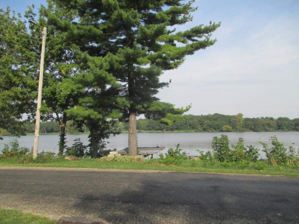 2372 Pond Ln (Lake Paradise), Mattoon, IL 61938 Vieweg Real Estate