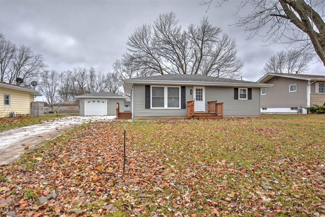 209 W Plains Drive, Oreana, IL 62554