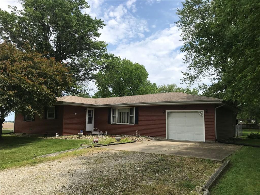 1180 Cedar Avenue, Neoga, IL 62447