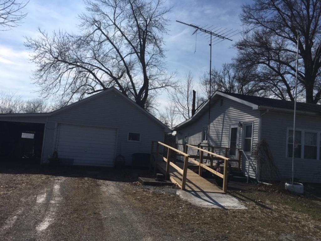 Willow Hill, IL 62480