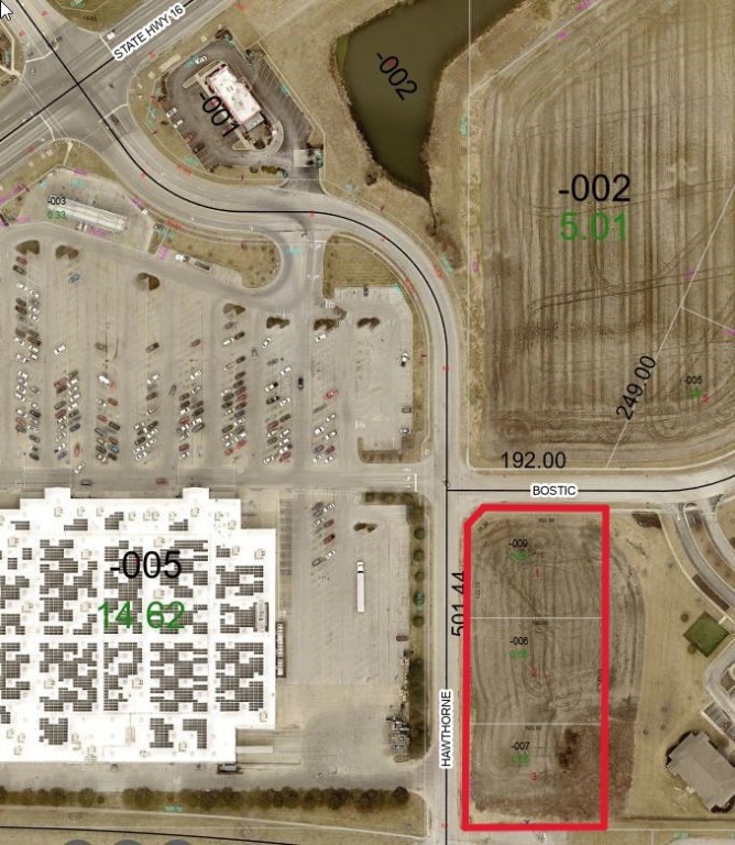 Hawthorne Drive, Charleston, IL 61920