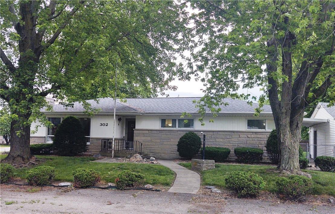 302 S Washington Street, Lovington, IL 61937