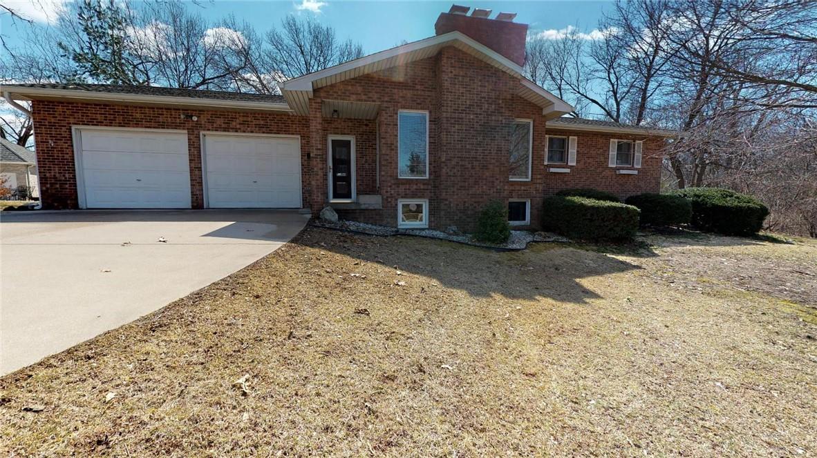 25 Lantern Lane, Forsyth, IL 62535