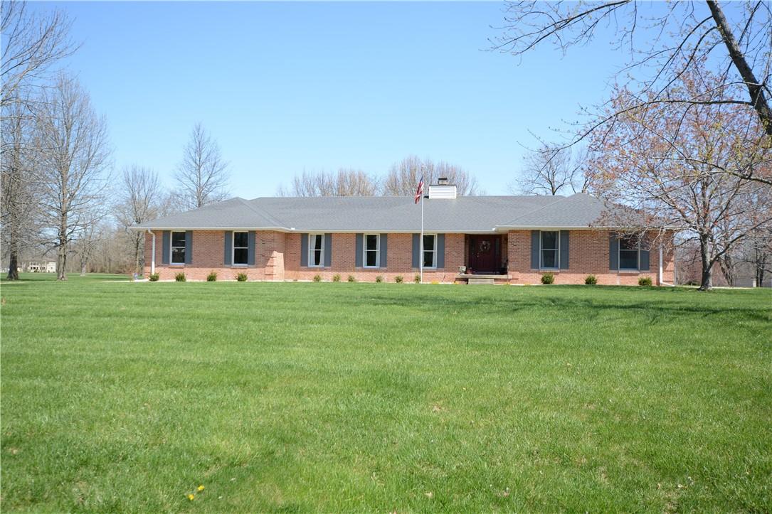 1750 Brentwood Drive, Mt. Zion, IL 62549