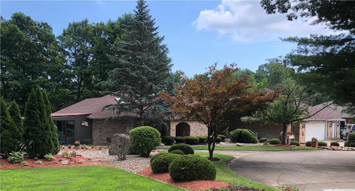 8 Devonshire Drive, Danville, IL 61834