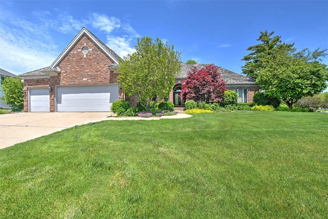 880 W Weaver Road, Forsyth, IL 62535